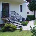 Erika Apartmanhazak Héviz