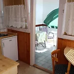 Erika Apartmanhazak