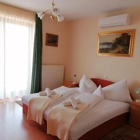 아파트 Erika Apartmanhazak Hévíz