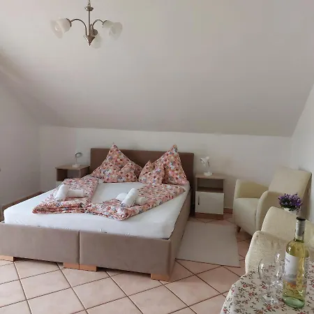 Apartment Erika Apartmanhazak Hévíz