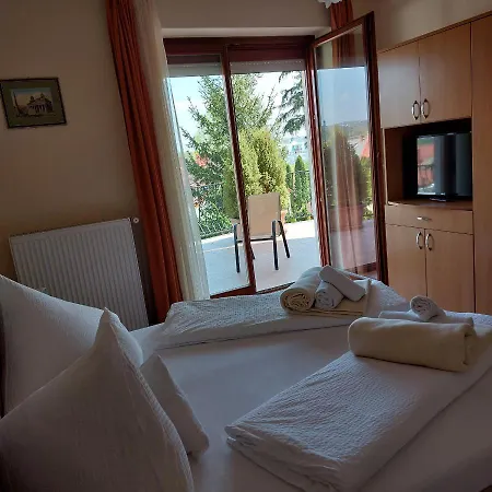 Erika Apartmanhazak 아파트 *