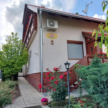 Lejlighed Erika Apartmanhazak *