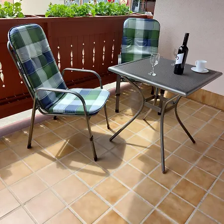 Erika Apartmanhazak 아파트