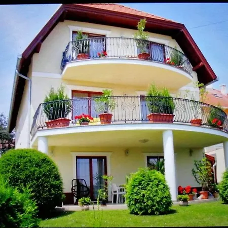 Erika Apartmanhazak Heviz