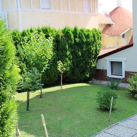 Erika Apartmanhazak Heviz