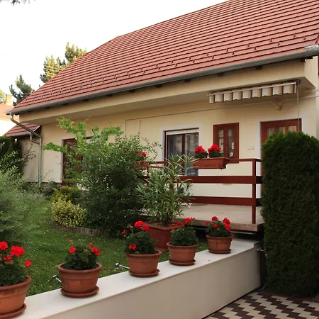 Erika Apartmanhazak Apartment
