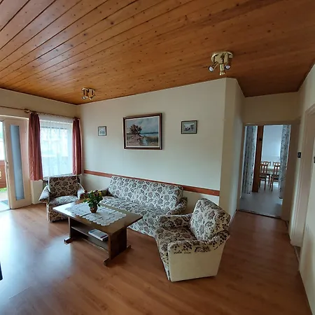 Erika Apartmanhazak Apartment Heviz