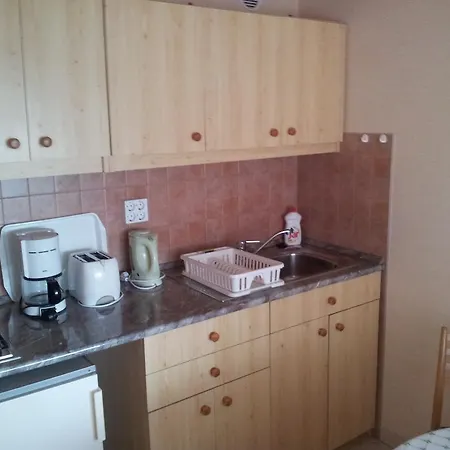 Erika Apartmanhazak