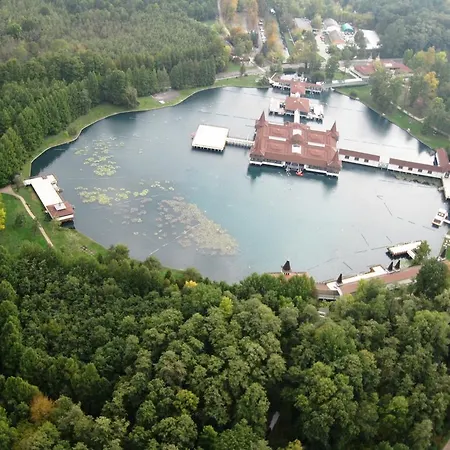 Erika Apartmanhazak * Hévíz