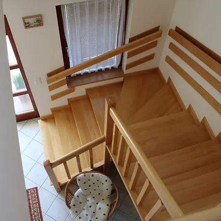 Daire Erika Apartmanhazak