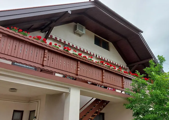 Erika Apartmanhazak * Héviz