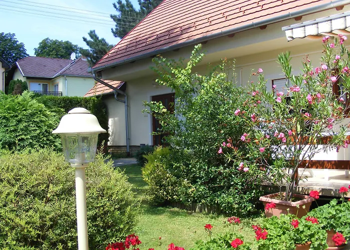 Erika Apartmanhazak Héviz