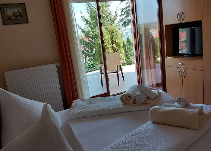 Apartament Erika Apartmanhazak *